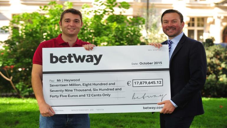 Mega Moolah - Guinness Recorded World Record Slot Win